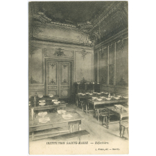 Paris - Institution Sainte-Marie - Réfectoire.
