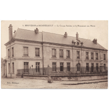 Bruyères-et-Monbérault - Le groupe scolaire et le Monument aux Morts.