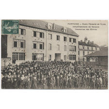 Pontoise - Ecole Primaire et Cours complémentaire de Garçons - Récréation des Elèves.