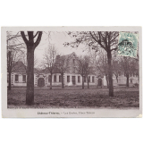 Château-Thierry - Les Ecoles, place Thiers.