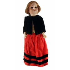 Poupée folklorique. 