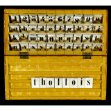 Alphabet mobile Thollois.
