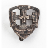 Insigne trèfle et croix potencée