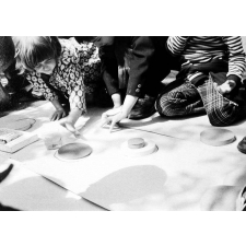 Ecole maternelle du Centre - Sceaux - Animation sur le thème du vent.