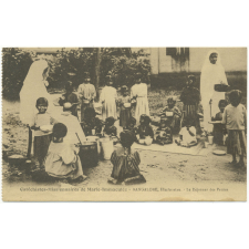 Catéchistes-Missionnaires de Marie-Immaculée - Bangalore, Hindoustan - Le déjeuner des Petites.