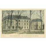 9 - Lons-le-Saunier (Jura) - École Normale d'Instituteurs (Cour intérieure).