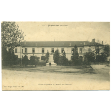 14 - Mirecourt (Vosges) - Ecole Normale et Buste de Pasteur.