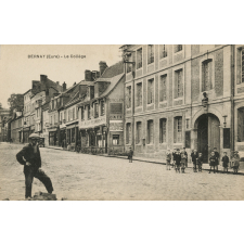 Bernay (Eure) - Le Collège.