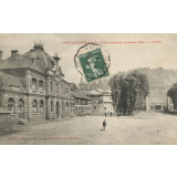 Pont-Audemer (Eure) - Ecole communale de Jeunes Filles - Le Théâtre.