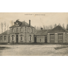 Saint-Piat - Mairie et Ecoles.