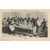 Ecole Professionnelle et Ménagère La Martinière - Repassage.