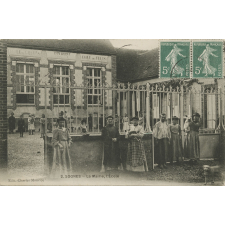 2 - Sognes - La Mairie, l'Ecole.