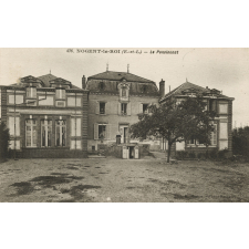 476 - Nogent-le-Roi (E.-&-L.) - Le Pensionnat.