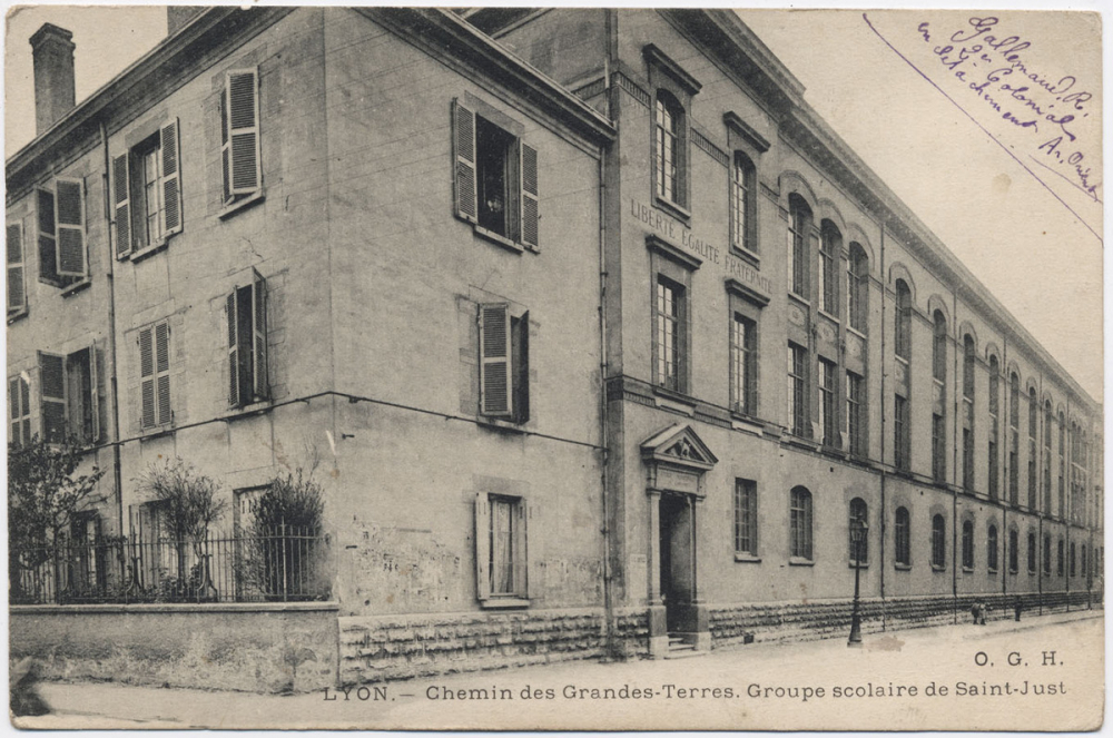 Lyon - Chemin des Grandes-Terres - Groupe Scolaire de Saint-Just.