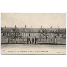 332 - Bourges - Ecole de Pyrotechnie, Bâtiment des Officiers d'Administration.