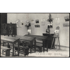 N.-D. de Sion à Tunis - Salle de Dessin.