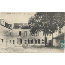 34 - Loches - Collège A. de Vigny - La Cour de Récréation.