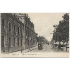 104 - Bordeaux. - L'Ecole de Médecine Navale.