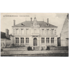 La Ferté-Milon (Aisne) - Ecole Jean Racine.