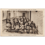 Les Franciscaines Missionnaires de Marie en Tunisie - Tunis - Notre-Dame de l'Espérance - Les débutantes à l'ouvroir-école.