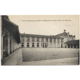 5 - Ecole Nationale d'Arts et Métiers de Paris - Cour de Récréation.