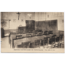 Institution Notre-Dame-de-Vire (Calvados) - Une salle de cours.