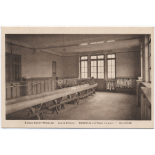 Ecole Saint-Nicolas - Cours Spécial - Buzenval par Rueil (S.-&-O.) - Le Lavabo.