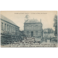 Tours-en-Vimeu (Somme) - La Poste et l'Ecole des Garçons.