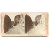 Golden Gate, Yellowstone Park, Wyo., U.S.A.