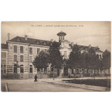 76 - Lyon - Grand Lycée des Brotteaux.