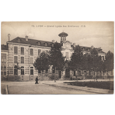 76 - Lyon - Grand Lycée des Brotteaux.