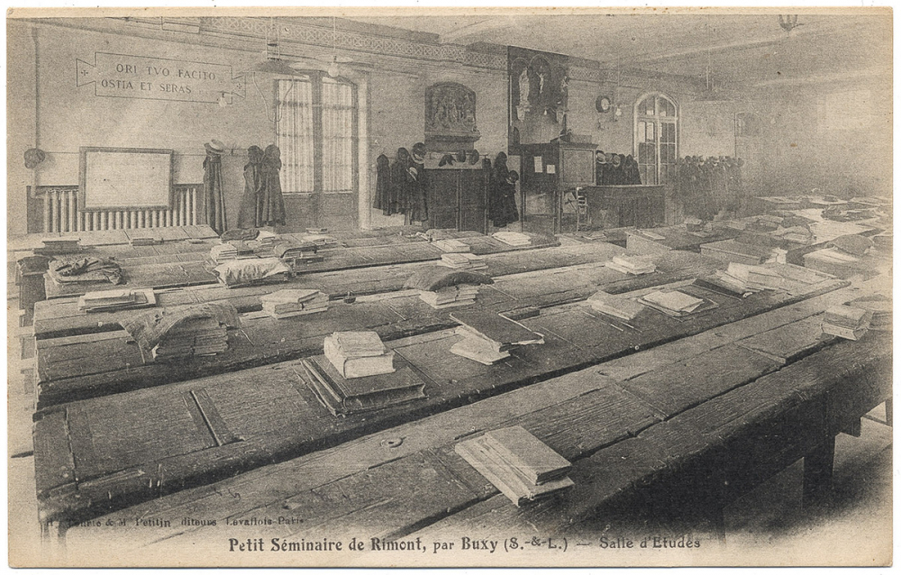 Petit Séminaire de Rimont, par Buxy (S.-&-L.) - Salle d'Etudes.
