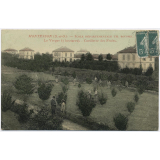 Montesson (S.-&-O.) - Ecole Départementale Th. Roussel - Le Verger (5 hectares) - Cueillette des Fruits.