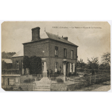 Orbec (Calvados) - La Mairie et l'Ecole de la Folletière.