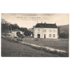 Balanod (Jura) - La Mairie et l'Ecole.