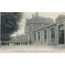 26 - Crépy-en-Valois - L'Ecole des Garçons (Construction 1889).