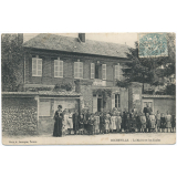 Richeville - La Mairie et les Ecoles.