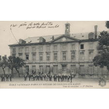 Ecole Nationale d'Arts et Métiers de Châlons-sur-Marne - Cour de Récréation - 1re Division.