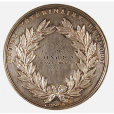Médaille de Premier Prix de l'École Vétérinaire d'Alfort. 