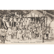 Ecole Militaire Préparatoire d'Infanterie - Rambouillet - Portique.