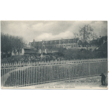 Onzain - Ecole Primaire Supérieure.