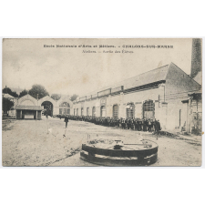 Ecole Nationale d'Arts et Métiers - Châlons-sur-Marne - Ateliers - Sortie des Elèves.