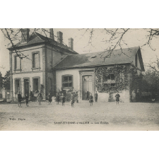 Saint-Etienne-l'Allier - Les Ecoles.
