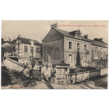 Courtonne-la-Meurdrac (Calvados). - Mairie et Ecoles.