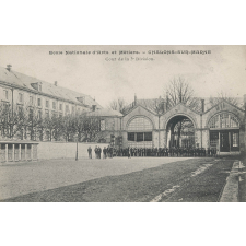 Ecole Nationale d'Arts et Métiers - Châlons-sur-Marne - Cour de la 3e Division.