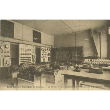 Ecole Primaire Supérieure de Garçons - Le Havre - 7 - Laboratoire d'Electricité Industrielle.