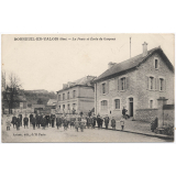 Bonneuil-en-Valois (Oise) - La Poste et Ecole de Garçons.