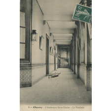 2 - Chauny - L'Institution Saint-Charles - Le vestibule.
