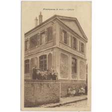 Fourqueux (S.-&-O.) - L'Ecole.
