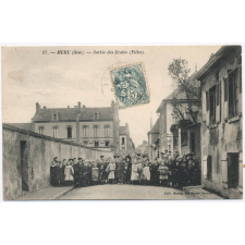 17 - Meru (Oise) - Sortie des Ecoles (Filles).